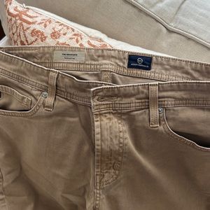 AG The Graduate tailored leg pant 33 x 34